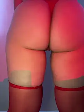 lissarubio online show from March 21, 2026, 10:35 pm