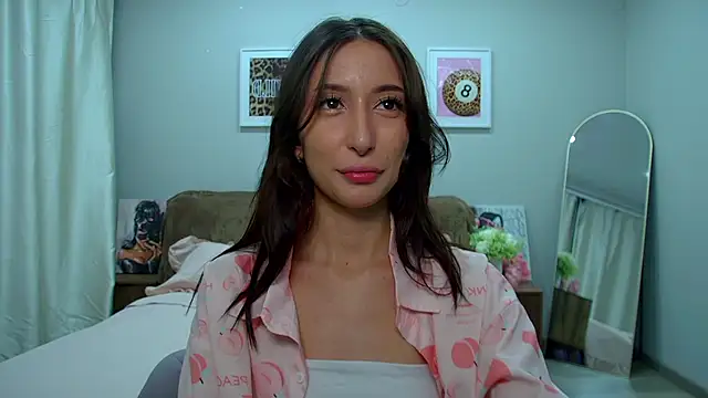 DanaRoges online show from May 30, 2026, 6:13 pm