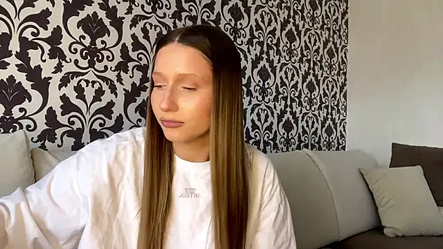 AdaGossett online show from April 13, 2026, 1:37 pm