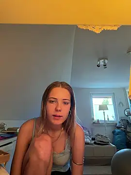 SophiaWestend online show from April 24, 2026, 6:59 am