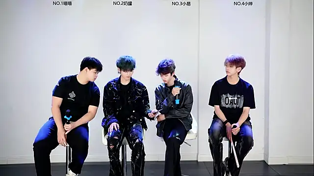 handsomeboy-002 online show from March 18, 2026, 11:46 am