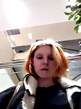 NinaParri online show from April 11, 2026, 7:45 am