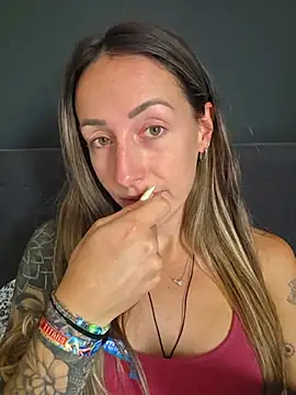 NicoleKaiser online show from June 11, 2026, 8:11 am