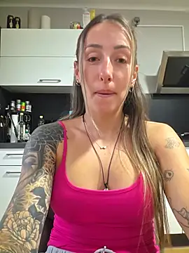 NicoleKaiser online show from June 3, 2026, 5:08 am