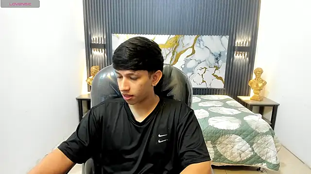 AdrianFranko online show from May 16, 2026, 1:21 pm