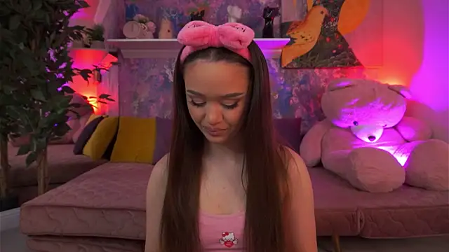 JessyeBlake online show from April 17, 2026, 5:21 am