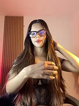 lexikanexxx online show from April 13, 2026, 5:39 pm