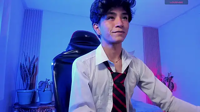 cococumps online show from April 4, 2026, 11:28 am