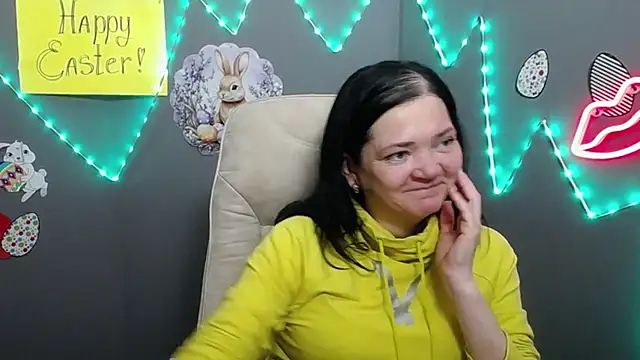 LauraFinn online show from April 2, 2026, 6:14 pm