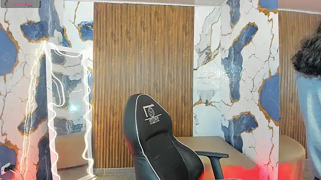 Alyce tay1 online show from April 5, 2026, 11:50 am