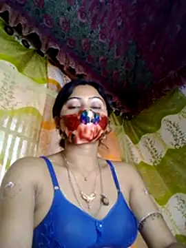 sexymoon2233 online show from March 31, 2026, 7:32 am