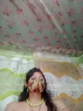 sexymoon2233 online show from March 25, 2026, 4:39 pm