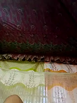 sexymoon2233 online show from April 6, 2026, 6:36 am