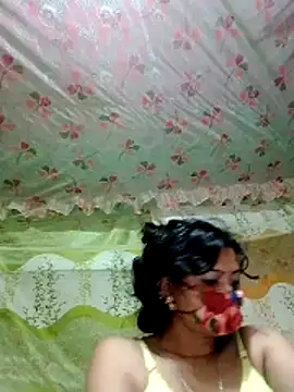 sexymoon2233 online show from April 11, 2026, 11:30 pm