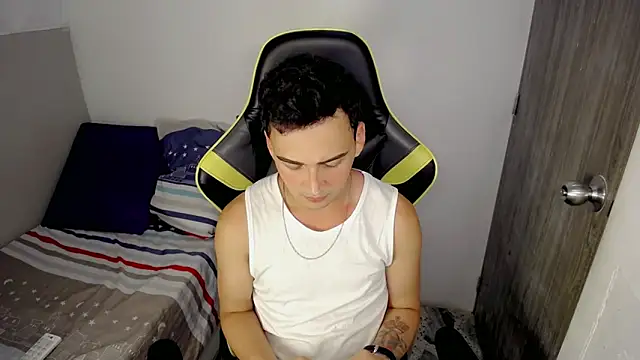 Mathias twinkk online show from March 21, 2026, 3:08 am