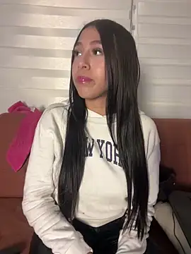 Ferrari Pink online show from April 11, 2026, 8:29 am