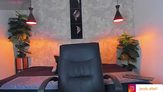 ian jacob online show from April 11, 2026, 7:39 pm