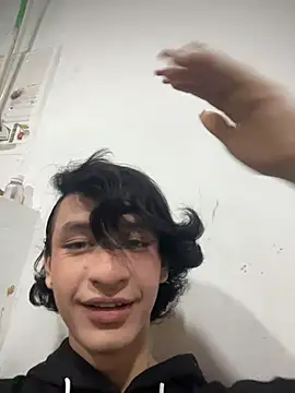 Emmyy Fantasy online show from April 12, 2026, 11:41 pm