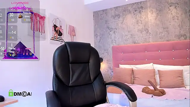 brithany  collins online show from April 1, 2026, 10:39 pm