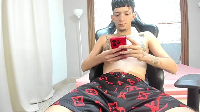 Hot Gaara  online show from April 9, 2026, 3:41 am