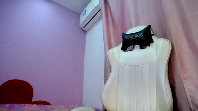 Hot Gaara  online show from March 22, 2026, 3:54 am