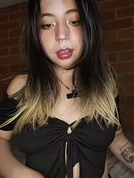 Petite CherryX online show from June 3, 2026, 2:12 am