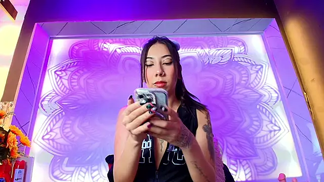 Alessia Clarky online show from May 30, 2026, 2:07 am