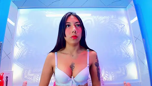 Alessia Clarky online show from May 10, 2026, 1:42 am