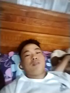 boy-pho- online show from March 18, 2026, 11:48 pm