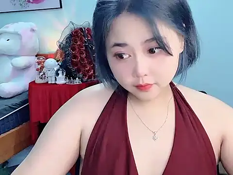 Snapshot of Nhanlu009 chatting on May 3, 2026, 10:42 am Nhanlu009 online show from May 3, 2026, 10:42 am