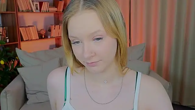 StaceyyJones online show from March 24, 2026, 10:15 am