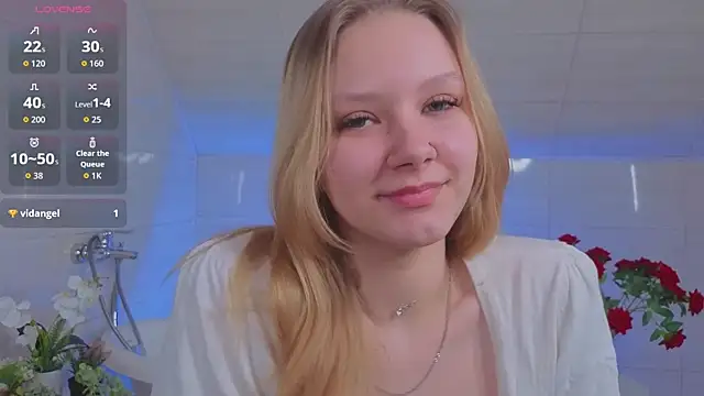 StaceyyJones online show from March 22, 2026, 11:45 am