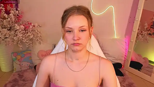 StaceyyJones online show from May 26, 2026, 10:13 am