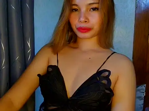 Urcutiepiebaby online show from July 26, 2026, 4:52 am