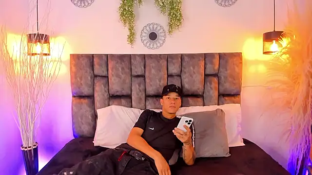 buda cataleya online show from March 30, 2026, 11:22 am