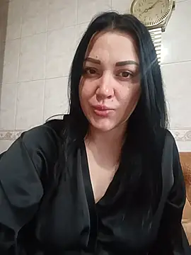 Elsie-Nora online show from July 21, 2026, 5:09 am