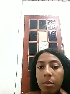 SereiaMulata online show from April 16, 2026, 11:07 pm