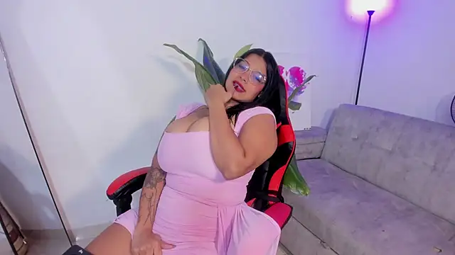 Megan hugeboobs online show from July 10, 2026, 1:55 pm