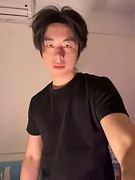 kissbaby-111 online show from April 12, 2026, 5:05 pm