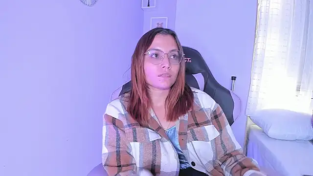 Littletammy4u online show from March 28, 2026, 4:13 am