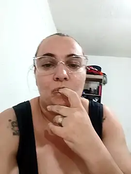 gra safada online show from April 10, 2026, 8:27 pm