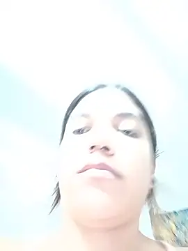 isabellahofmann online show from May 29, 2026, 2:34 pm