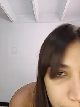 isabellahofmann online show from June 11, 2026, 8:17 pm