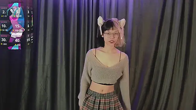 Layla Muur online show from April 7, 2026, 5:15 pm