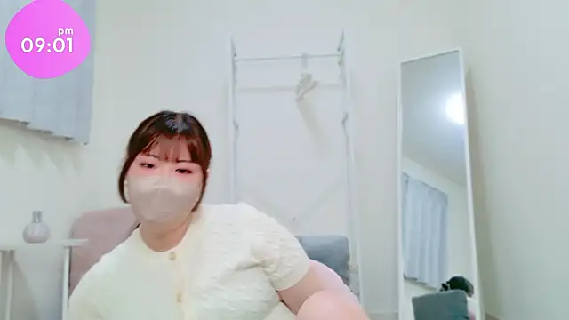 Snapshot of -KA-NA- chatting on May 14, 2026, 12:02 pm -KA-NA- online show from May 14, 2026, 12:02 pm