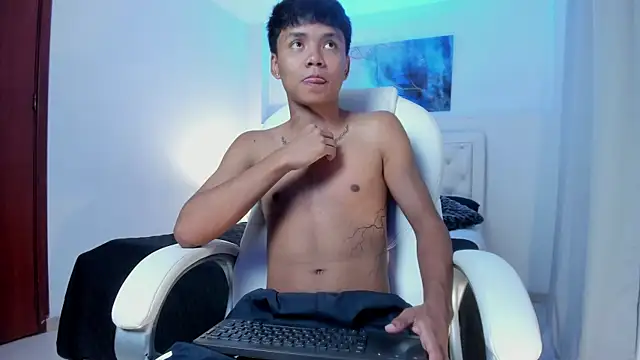 thiagosterling online show from April 10, 2026, 11:34 pm