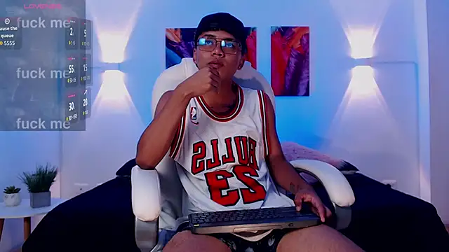 thiagosterling online show from April 8, 2026, 11:28 pm