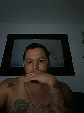 HOTB0Y18 online show from April 2, 2026, 7:59 am