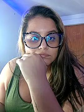 Bonny rousse01 online show from April 15, 2026, 8:09 pm