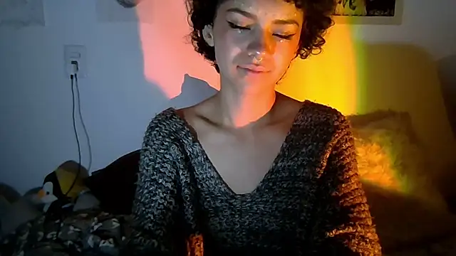 Tabitta  online show from April 18, 2026, 3:20 am